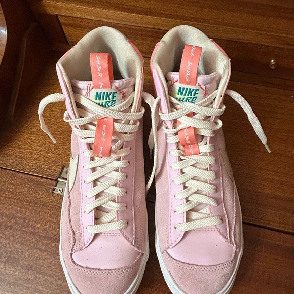 NIKE BLAZER MID '77 SE Dance SIZE 7Y - Picture 8 of 15